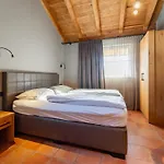 Tauern Mitterwirt 121 *