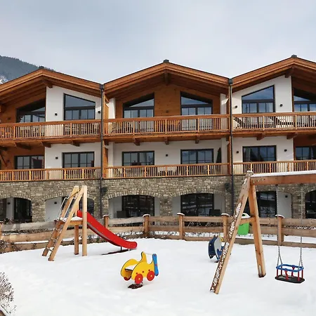 Tauern Mitterwirt 121 アパート ピーゼンドルフ